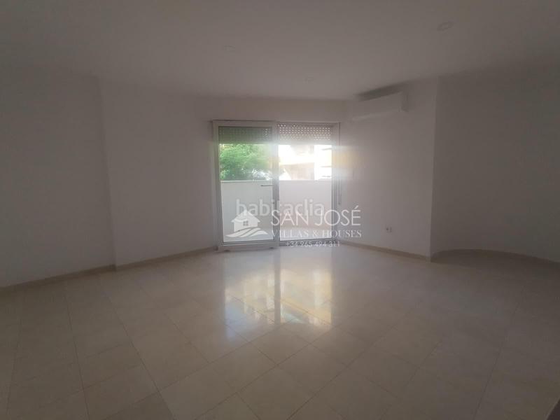 Foto d41edb9f-2269-4f8e-b637-0b6270a12d76. Pis a Novelda Foto d41edb9f-2269-4f8e-b637-0b6270a12d76. Pis a Novelda