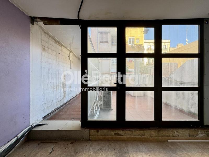 Foto 4b509ae7-a995-40fd-b1d2-fce1c79d904e. Location local commercial dans Hostafrancs Barcelona Foto 4b509ae7-a995-40fd-b1d2-fce1c79d904e. Location local commercial dans Hostafrancs Barcelona