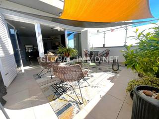 Apartament  Carrer de la riera ginjolers. Magnifico duplex luminoso totalmente reformado con piscina comun Apartament  Carrer de la riera ginjolers. Magnifico duplex luminoso totalmente reformado con piscina comun