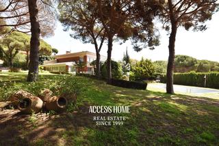 Xalet a Bell-Aire. Tres casas independientes en  sant andreu de llavaneres Xalet a Bell-Aire. Tres casas independientes en  sant andreu de llavaneres