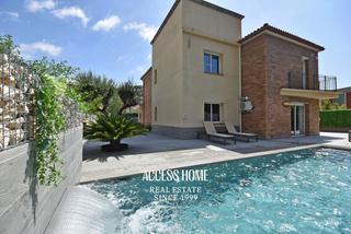 Chalet en Canet de Mar. Amplia y luminosa casa reformada en canet de mar Chalet en Canet de Mar. Amplia y luminosa casa reformada en canet de mar