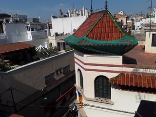 Edifici Carrer jesus. Bloque entero en peatonal Edifici Carrer jesus. Bloque entero en peatonal