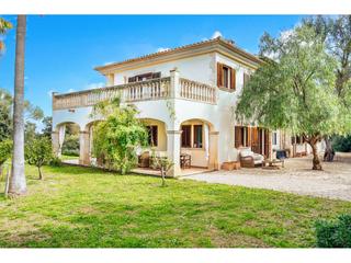 Casa en 10 270b. Fantástica finca en muro con vistas al mar Casa en 10 270b. Fantástica finca en muro con vistas al mar