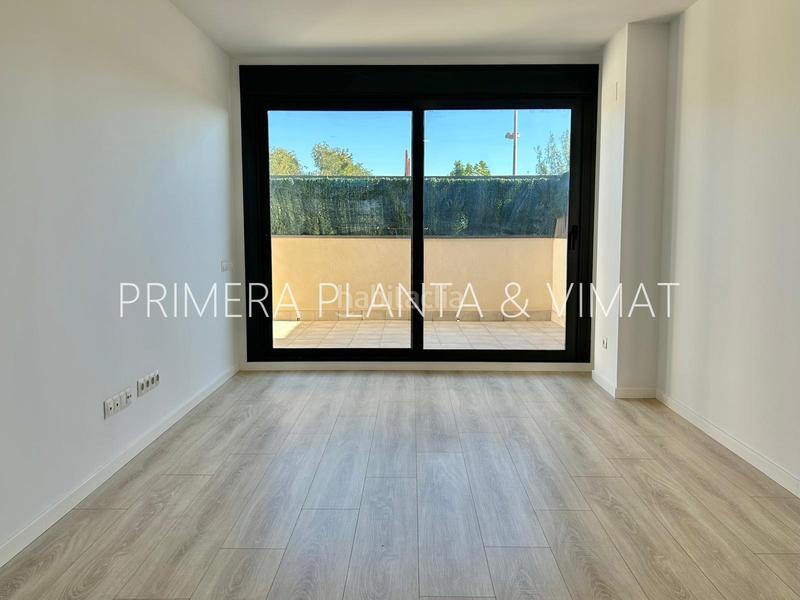 Foto c6574668-a1e2-4377-bc77-ce642cf6ac7f. Piano terra con riscaldamento parcheggio in La Catalana Sant Adrià de Besòs Foto c6574668-a1e2-4377-bc77-ce642cf6ac7f. Piano terra con riscaldamento parcheggio in La Catalana Sant Adrià de Besòs