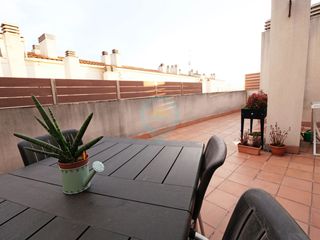 Ático en Carrer roser, 33. Con gran terraza y dos parkings Ático en Carrer roser, 33. Con gran terraza y dos parkings