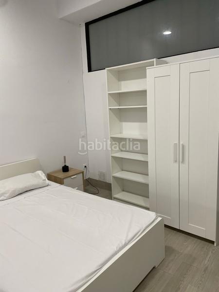 Foto da9ddbfd-731b-4c1c-bb11-211e46dcb01e. Estudi a Sants-Badal Barcelona Foto da9ddbfd-731b-4c1c-bb11-211e46dcb01e. Estudi a Sants-Badal Barcelona