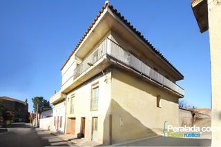 Casa en Mendizabal, 11. Completa, espaciosa, confortable Casa en Mendizabal, 11. Completa, espaciosa, confortable