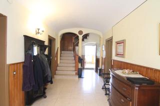 Casa a Olesa de Montserrat. Casa adosada con patio y terraza en el casc antic de olesa de mo Casa a Olesa de Montserrat. Casa adosada con patio y terraza en el casc antic de olesa de mo