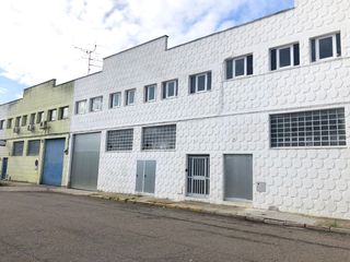 Nau industrial en Carrer segre, 4. Totalmente diafana Nau industrial en Carrer segre, 4. Totalmente diafana