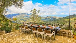Mas à Fornalutx. Vistas panorámicas. finca rústica con mucho encanto en solar de Mas à Fornalutx. Vistas panorámicas. finca rústica con mucho encanto en solar de