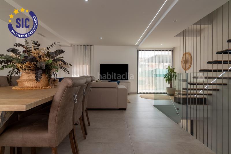 Foto db07674b-822b-457b-8b1d-60d785cf4807. Maison avec chauffage parking dans Padre Jaime-Los Cabos Sagunt Foto db07674b-822b-457b-8b1d-60d785cf4807. Maison avec chauffage parking dans Padre Jaime-Los Cabos Sagunt