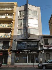 Gebäude in Alfafar. Edificio con ascensor Gebäude in Alfafar. Edificio con ascensor