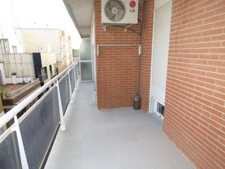 Piso Carrer terol. Piso -zona campo de futbol- Piso Carrer terol. Piso -zona campo de futbol-