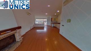 Maison jumelée  Carrer de l'empordà. Gran casa ocupada en el centro de blanes, girona Maison jumelée  Carrer de l'empordà. Gran casa ocupada en el centro de blanes, girona