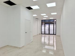 Lloguer Local Comercial Quatre pilans. Local comercial en alquiler y venta en lleida Lloguer Local Comercial Quatre pilans. Local comercial en alquiler y venta en lleida