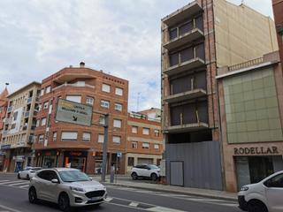 Edifici a De ferrer i busquets 53. Edificio listo para acabar en venta en mollerussa. Edifici a De ferrer i busquets 53. Edificio listo para acabar en venta en mollerussa.