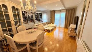 Appartement à Sutullena. Precioso piso con garaje en el gato Appartement à Sutullena. Precioso piso con garaje en el gato
