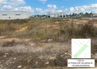 Solar industrial a Pueblo. Se vende en la eliana solar suelo urbano en el polígono  en la z Solar industrial a Pueblo. Se vende en la eliana solar suelo urbano en el polígono  en la z