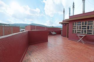 A tre livelli Del cadí. Fincas gilser presenta este edificio sin división horizontal en A tre livelli Del cadí. Fincas gilser presenta este edificio sin división horizontal en