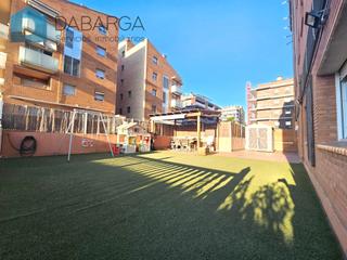 Appartement  Carrer pizarro. Pinetons - 106m2 de vivienda exterior y 180m2 de patio en planta Appartement  Carrer pizarro. Pinetons - 106m2 de vivienda exterior y 180m2 de patio en planta