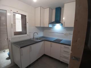 Appartement à Riba - roja de Túria. Se vende bajo vivienda con patio en ribaroja del túria.dispone d Appartement à Riba - roja de Túria. Se vende bajo vivienda con patio en ribaroja del túria.dispone d