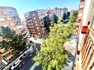 Piso en Ensanche. Se vende piso en angel bruna con 4 dormitorios y 3 baños Piso en Ensanche. Se vende piso en angel bruna con 4 dormitorios y 3 baños