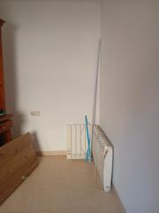 Miete Etagenwohnung  Plaça del mil·lenari 20. La nou de gaia, piso amueblado, buenas vistas, zona montaña Miete Etagenwohnung  Plaça del mil·lenari 20. La nou de gaia, piso amueblado, buenas vistas, zona montaña