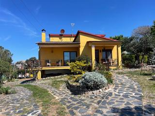 Xalet a Mas Altaba - El Molí. Maravillosa casa en maçanet con vistas al montseny y parcela pla Xalet a Mas Altaba - El Molí. Maravillosa casa en maçanet con vistas al montseny y parcela pla
