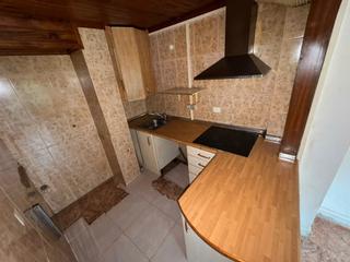 Apartament Carrer puig de popa. Piso de una habitación en sexta planta con ascensor a 200 metro Apartament Carrer puig de popa. Piso de una habitación en sexta planta con ascensor a 200 metro