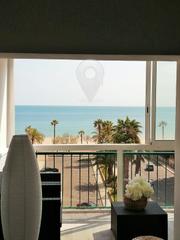 Pis a Santa Margarida. Apartamento moderno con vistas al mar Pis a Santa Margarida. Apartamento moderno con vistas al mar