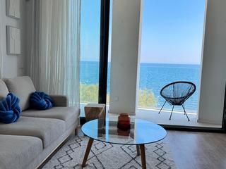 Piso  Passeig mar. Apartament a primera línia de mar al centre de l’ escala Piso  Passeig mar. Apartament a primera línia de mar al centre de l’ escala