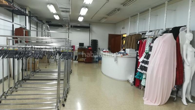 Foto 3ae88e94-3a8e-4c40-adad-114a98ebc818. Alquiler local comercial en Puigfred Badalona Foto 3ae88e94-3a8e-4c40-adad-114a98ebc818. Alquiler local comercial en Puigfred Badalona