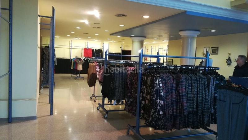Foto b2baa7d1-4e5e-4a5b-9a6d-f3a07f7722be. Alquiler local comercial en Puigfred Badalona Foto b2baa7d1-4e5e-4a5b-9a6d-f3a07f7722be. Alquiler local comercial en Puigfred Badalona