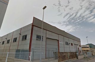 Nave industrial Calle bobalar. Sin comisión de agencia Nave industrial Calle bobalar. Sin comisión de agencia