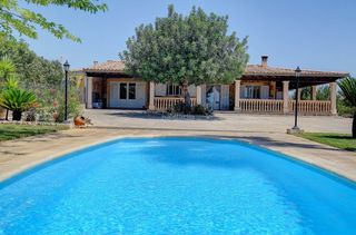 Location Propriété à Lloseta. Casa rural en planta baja con piscina Location Propriété à Lloseta. Casa rural en planta baja con piscina