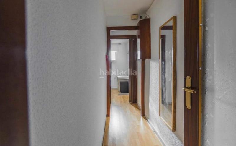 Foto 2efa3c21-de00-4b40-b252-d1fa23d7684b. Pis a Sants-Badal Barcelona Foto 2efa3c21-de00-4b40-b252-d1fa23d7684b. Pis a Sants-Badal Barcelona