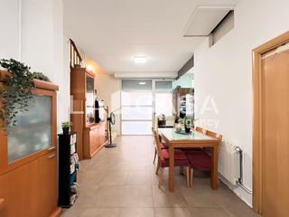Rez-de-chaussée à Porta. Sant andreu 2021 real estate presenta encantadora planta baja ti Rez-de-chaussée à Porta. Sant andreu 2021 real estate presenta encantadora planta baja ti