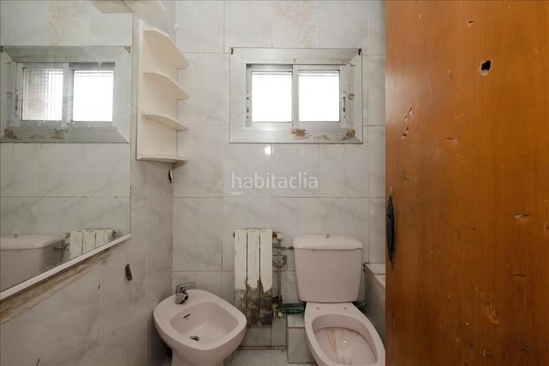 Foto e24d6d9b-8ae1-454e-9c3f-ecb8d7d0e5aa. Piso  en calle ramon jove en Can Puiggener Sabadell Foto e24d6d9b-8ae1-454e-9c3f-ecb8d7d0e5aa. Piso  en calle ramon jove en Can Puiggener Sabadell