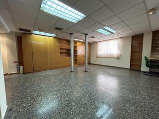 Miete Büro in Zona Avenida al Vedat. Buscas oficinas bien situadas y amplias? quieres tener tu negoci Miete Büro in Zona Avenida al Vedat. Buscas oficinas bien situadas y amplias? quieres tener tu negoci