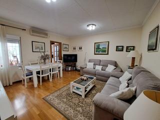 Casa  Calle madreperla 41. Planta baja con jardín, patio terraza y garaje Casa  Calle madreperla 41. Planta baja con jardín, patio terraza y garaje