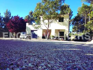 Chalet Batoi. Moderno e independiente Chalet Batoi. Moderno e independiente