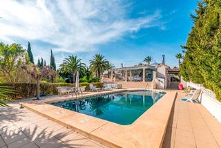 Xalet a Pueblo-Ubanizaciones. Chalet en venta en alfas del pi l, 5 dormitorios. Xalet a Pueblo-Ubanizaciones. Chalet en venta en alfas del pi l, 5 dormitorios.