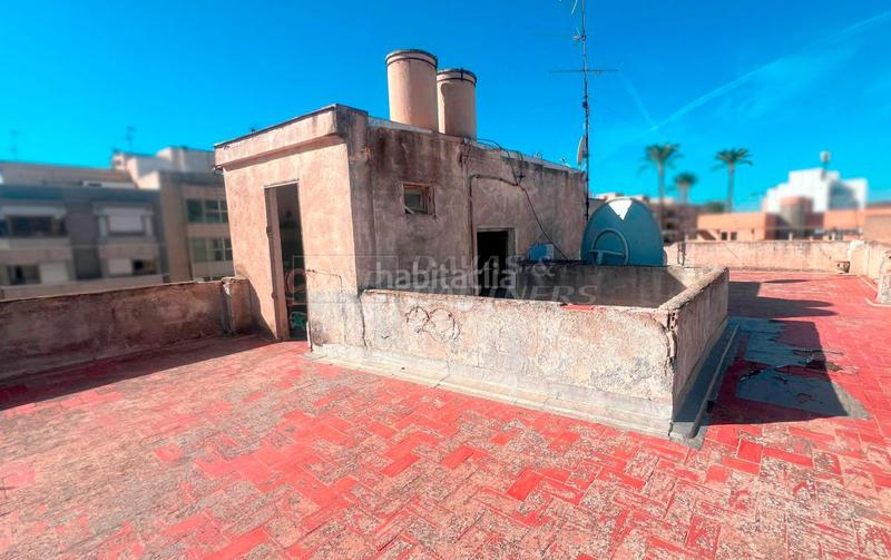 Foto b99d4303-347a-48f1-8ebd-7a3eac6d854c. Edificio in 8 marzo in Orihuela ciudad Orihuela Foto b99d4303-347a-48f1-8ebd-7a3eac6d854c. Edificio in 8 marzo in Orihuela ciudad Orihuela
