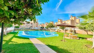 Casa a schiera in Báltico 12. Adosado en venta en dehesa de campoamor, 4 dormitorios. Casa a schiera in Báltico 12. Adosado en venta en dehesa de campoamor, 4 dormitorios.