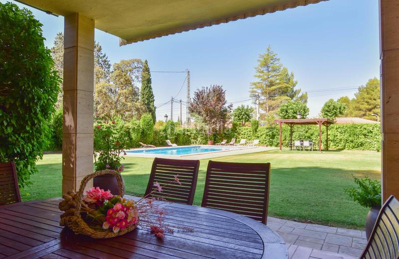 Foto 2e065b40-6b52-438e-938e-2898beb7f4f6. Chalet with heating parking pool in Pedanías - Extrarradio Albacete Foto 2e065b40-6b52-438e-938e-2898beb7f4f6. Chalet with heating parking pool in Pedanías - Extrarradio Albacete