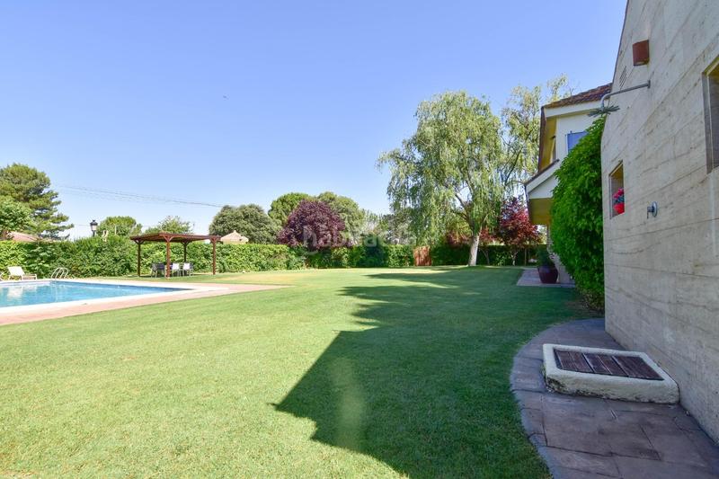 Foto 42b553fc-af17-45c5-88c8-39bf6ac99c80. Chalet with heating parking pool in Pedanías - Extrarradio Albacete Foto 42b553fc-af17-45c5-88c8-39bf6ac99c80. Chalet with heating parking pool in Pedanías - Extrarradio Albacete