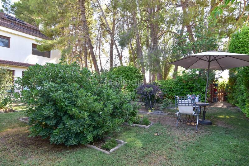 Foto bac3720d-786b-4ee1-a4f5-daeb7b52b530. Chalet with heating parking pool in Pedanías - Extrarradio Albacete Foto bac3720d-786b-4ee1-a4f5-daeb7b52b530. Chalet with heating parking pool in Pedanías - Extrarradio Albacete