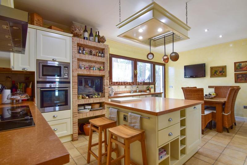 Foto c05f7a3b-9ac5-4e55-9076-9ba3147b77b1. Chalet with heating parking pool in Pedanías - Extrarradio Albacete Foto c05f7a3b-9ac5-4e55-9076-9ba3147b77b1. Chalet with heating parking pool in Pedanías - Extrarradio Albacete