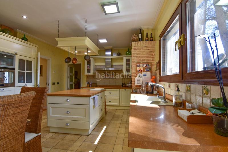 Foto d8bfce42-4550-4761-9e84-b20f76e97c00. Chalet with heating parking pool in Pedanías - Extrarradio Albacete Foto d8bfce42-4550-4761-9e84-b20f76e97c00. Chalet with heating parking pool in Pedanías - Extrarradio Albacete