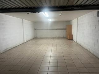 Lloguer Aparcament cotxe Carrer de pere iii. Pàrquing tancat a l´avinguda pere tercer Lloguer Aparcament cotxe Carrer de pere iii. Pàrquing tancat a l´avinguda pere tercer